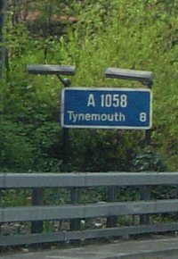 A1058(M) route confirmation signpost